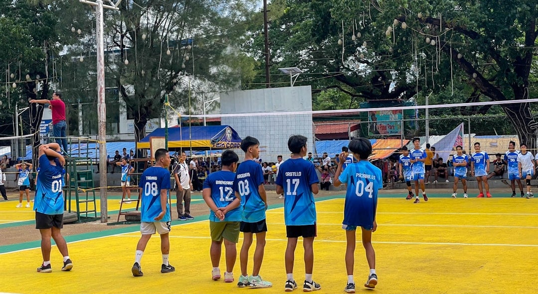 the-best-way-to-start-youth-volleyball-lessons-today-image youth volleyball near me for 12 year olds