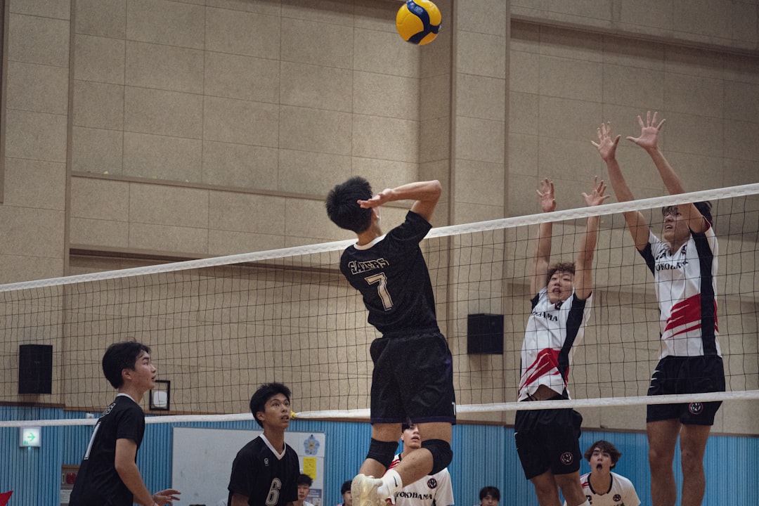 dont-drop-the-ball-when-choosing-a-youth-volleyball-club-image Youth volleyball club