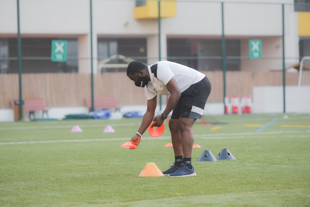 how-to-move-like-a-pro-with-agility-training-image agility training for sports athlete change of direction drill