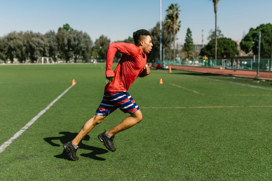 the-parents-guide-to-safe-and-effective-youth-athletic-development-image Youth sports performance enhancement young athlete dynamic warm-up